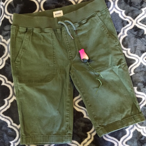 Hudson Jeans Other - Hudson jeans Bermuda shorts - olive green